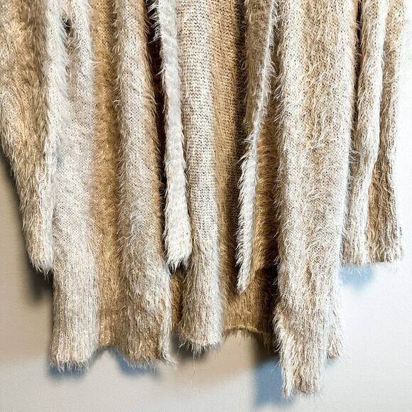 Express Eyelash Fringe Soft Chunky Knit Open Front Cardigan NWOT Size M/L - Picture 4 of 9